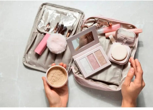 Mastering Makeup Mastery: Elevate Your Beauty Routine with Breeze Arabia's Makeup Organizers - Breeze Arabia